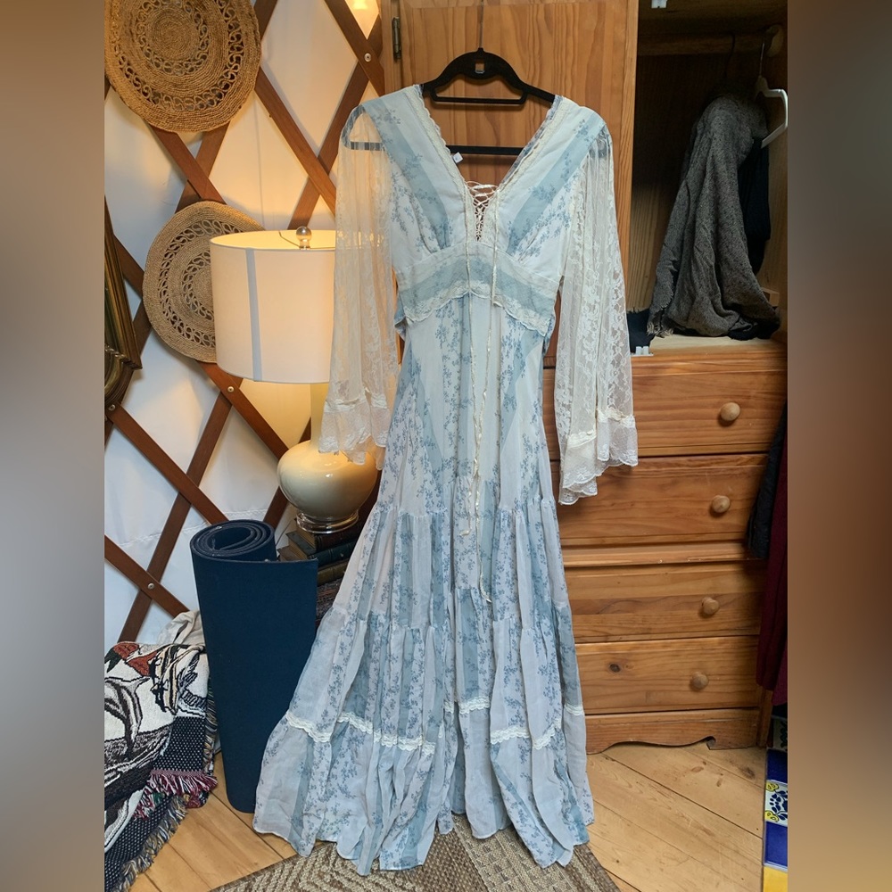 Gunne Sax Blue and White Lace Dress